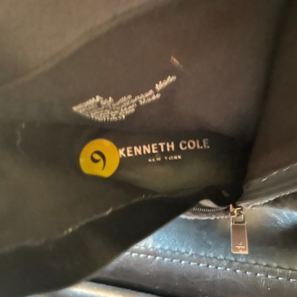 Kenneth Cole velvet heeled boot size 9 - Picture 9 of 9